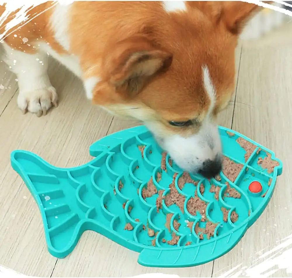 Silicone Pet Lick Pad – Slow Feeder for Dogs & Cats