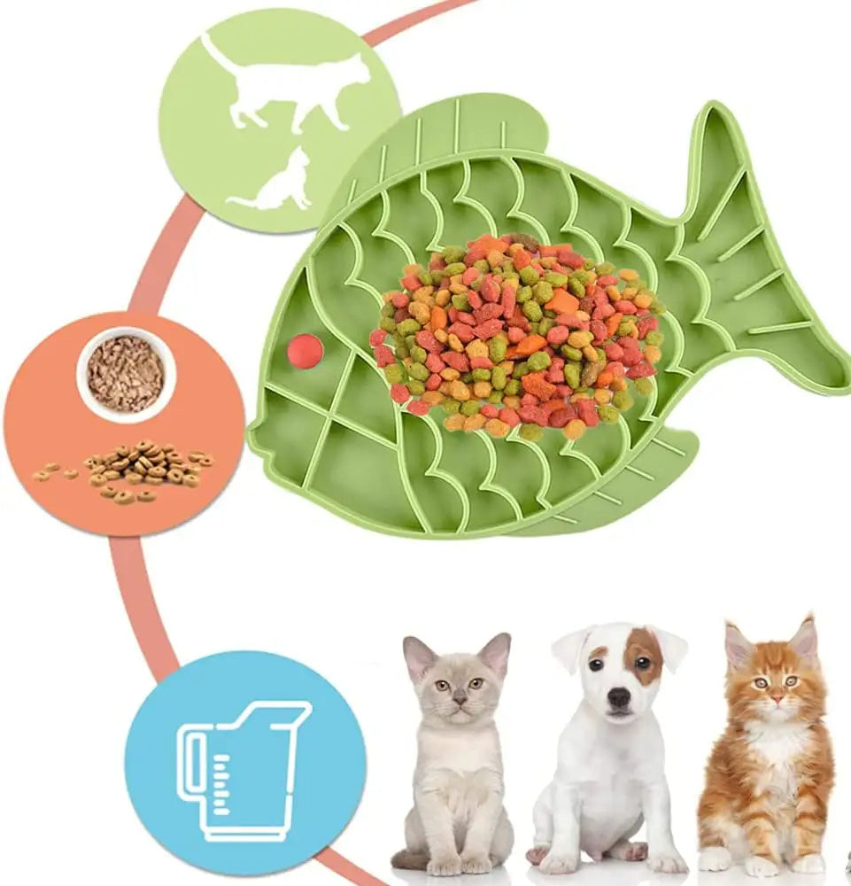 Silicone Pet Lick Pad – Slow Feeder for Dogs & Cats